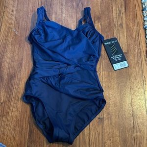 Miraclesuit Women’s one piece swimsuit New with tags never worn US size 8